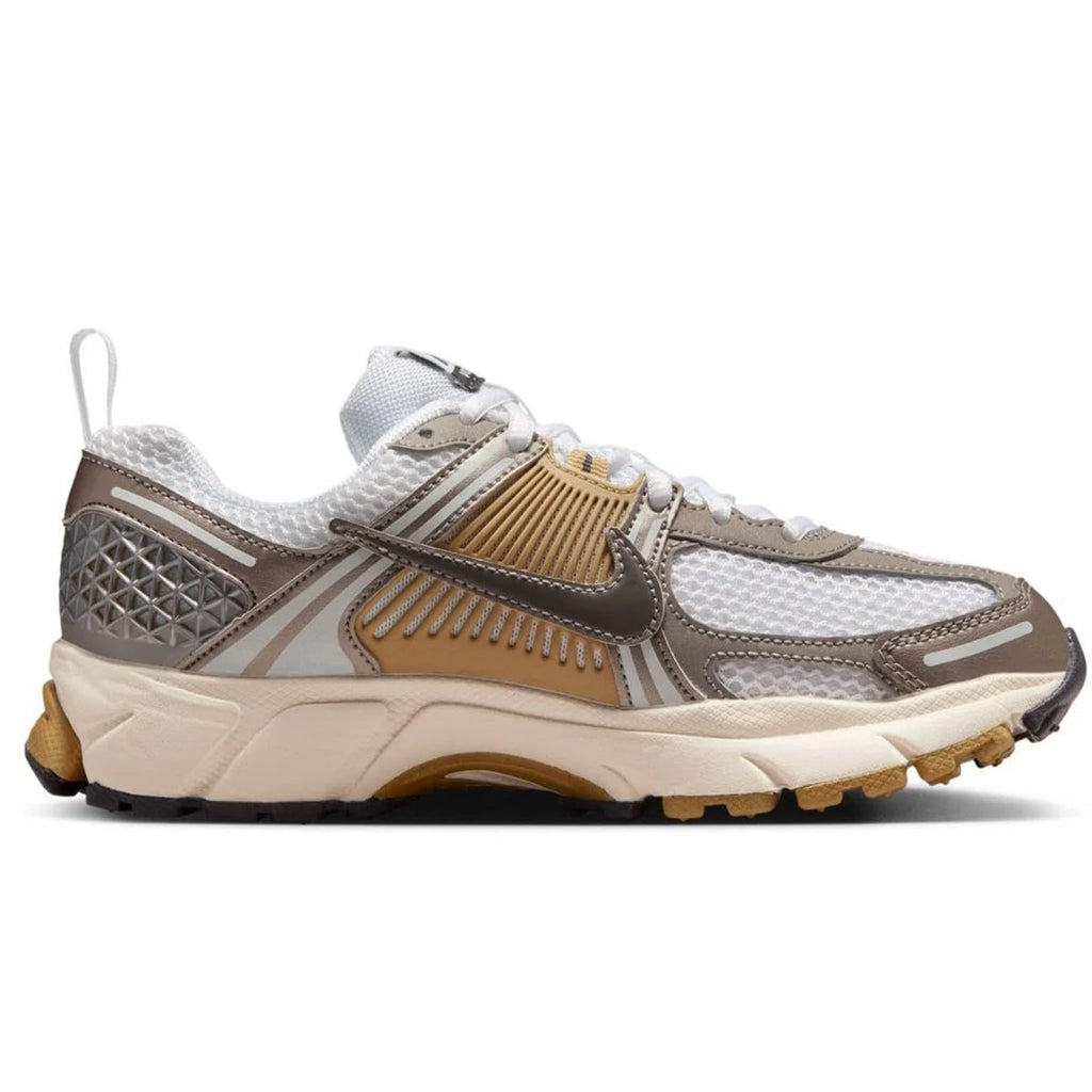 Nike Vomero 5 Big Kids' Shoes (Metallic Pewter/Parachute Beige/White/Medium Ash)